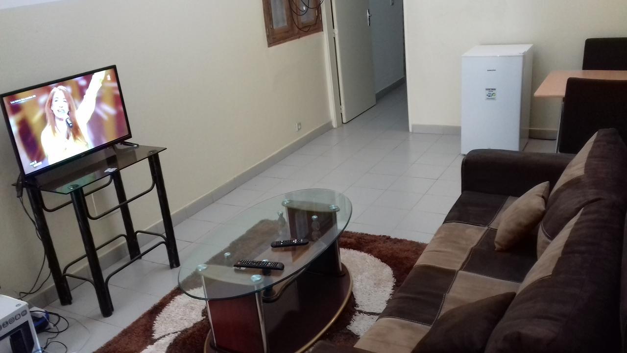 Aziz Residence Дакар Экстерьер фото